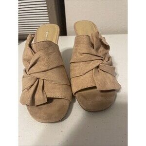 Chinese Laundry Los Angeles Women’s Tan Heels Size 7